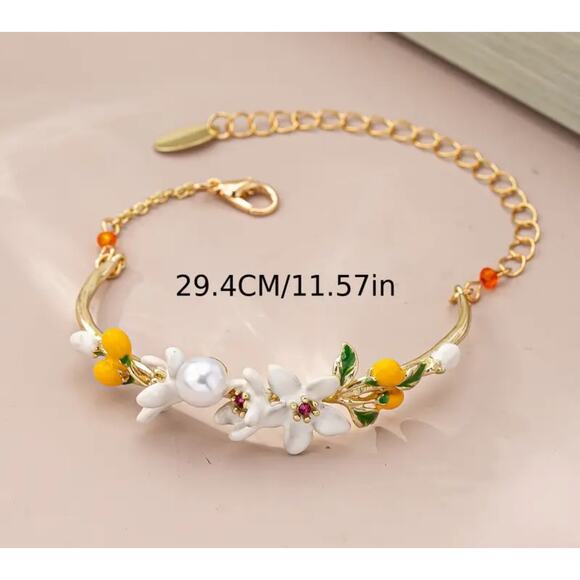 Bracelet Enamel Painted Florals Faux Pearls Gold Chain Cottagecore NWT Dainty - Picture 4 of 6